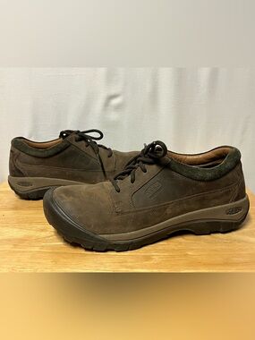 KEEN Waterproof Leather Work Shoes Men's 8 Brown‎ Low Top Utility Hiking Comfort